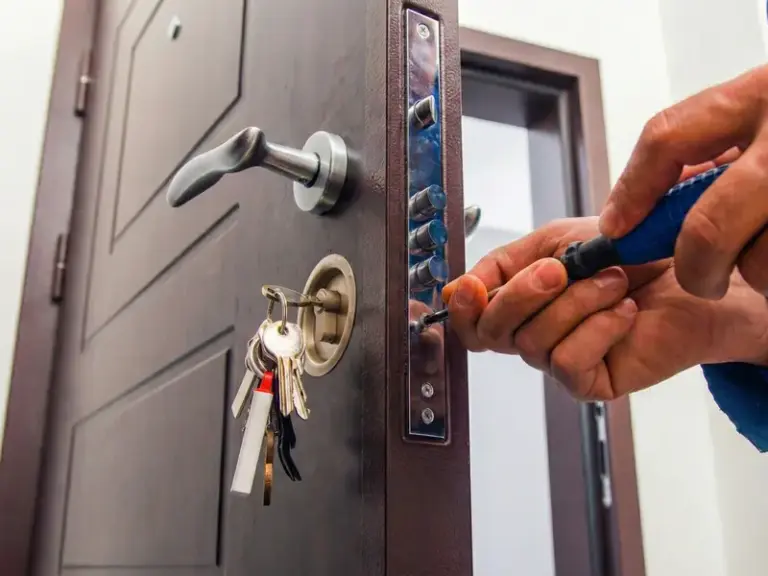 Porta blindada em Manaus – instalação e manutenção